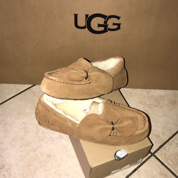 ansley twist slipper